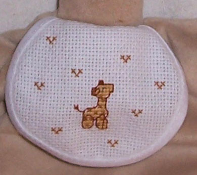 Giraffina da culla, particolare